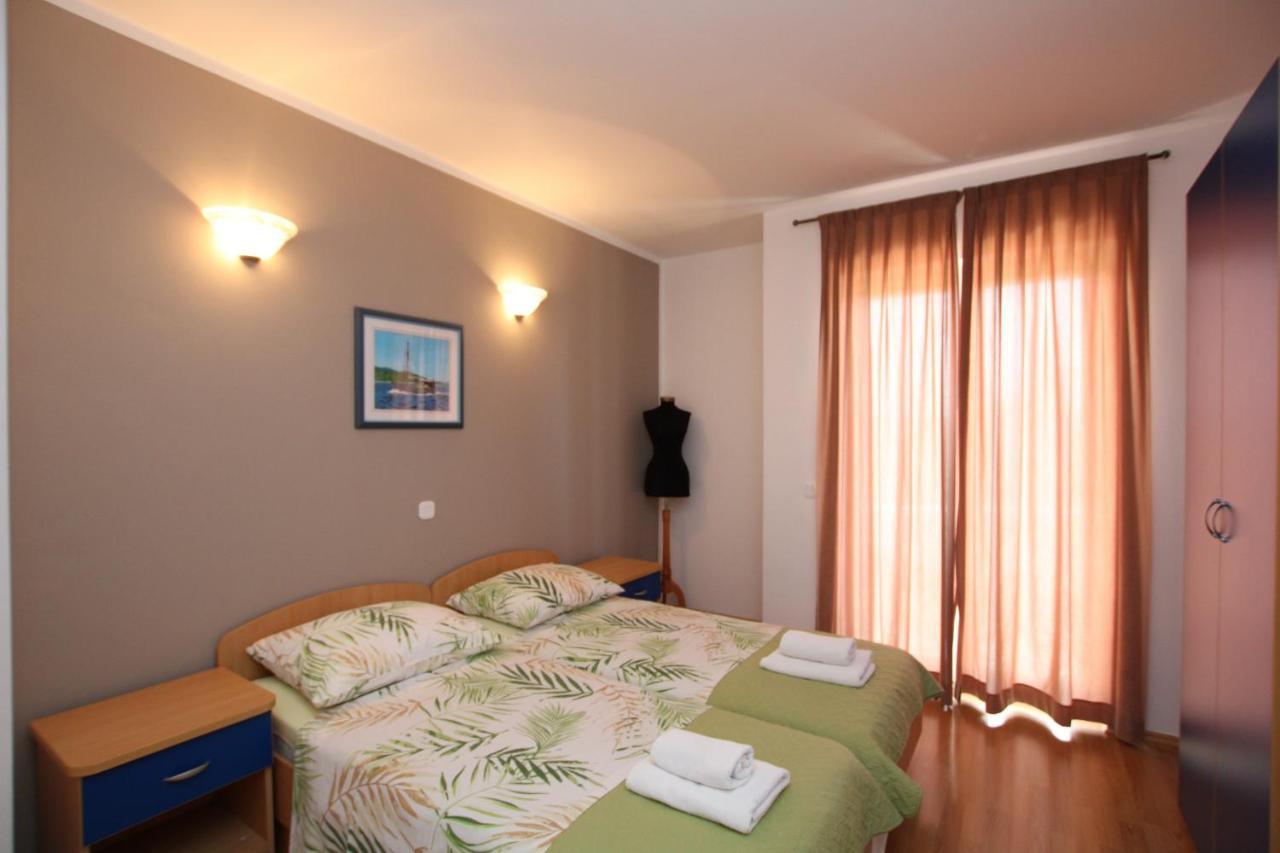 Apartments Markus Porec Esterno foto