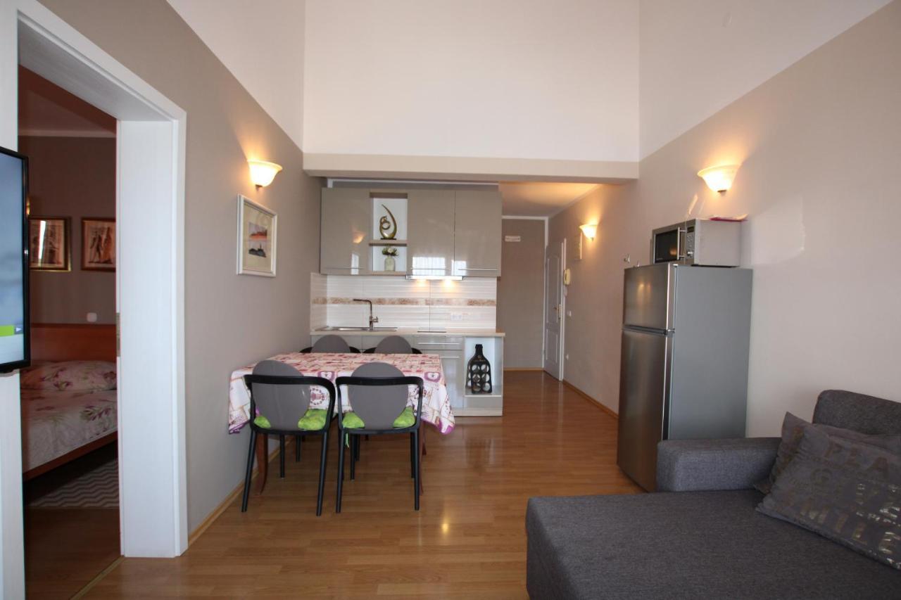 Apartments Markus Porec Esterno foto